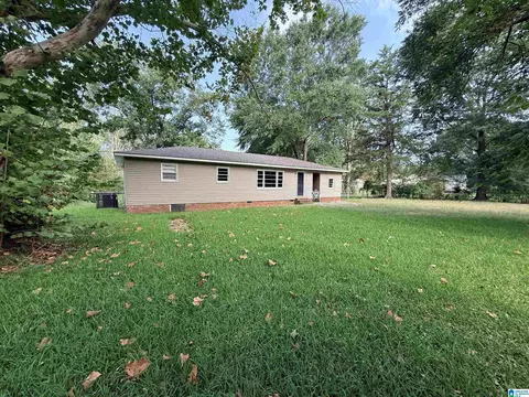 1501 Forney St, Oxford, AL 36203