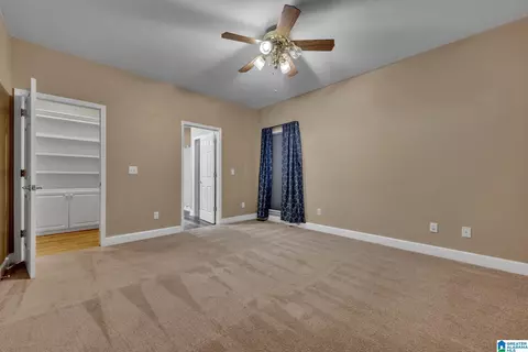 Bedroom - 2558 Rolling Meadows Dr, Jasper, AL 35503 photo 2 of 4