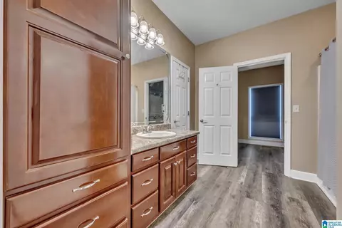 Entry Way - 2558 Rolling Meadows Dr, Jasper, AL 35503 photo 3 of 3