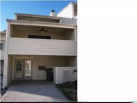 102 Running Brook Rd #102, Hoover, AL 35226