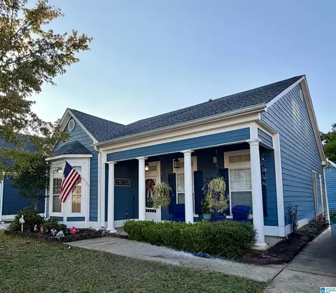 6427 N Clubview Cir, Bessemer, AL 35022