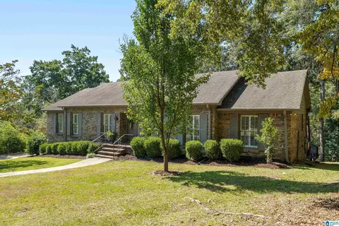 2658 Swiss Ln, Hoover, AL 35226