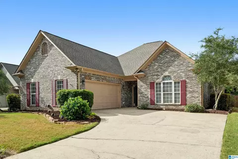4537 Riverbirch Cir, Bessemer, AL 35022