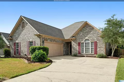 4537 Riverbirch Cir, Bessemer, AL 35022