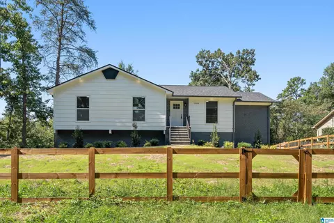 1068 Alicia Dr, Birmingham, AL 35215