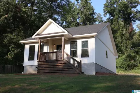 146 Market St, Centreville, AL 35042