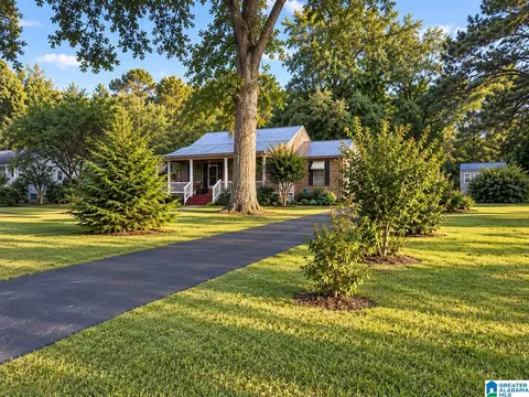 6019 Pleasant Hill Rd, Bessemer, AL 35022