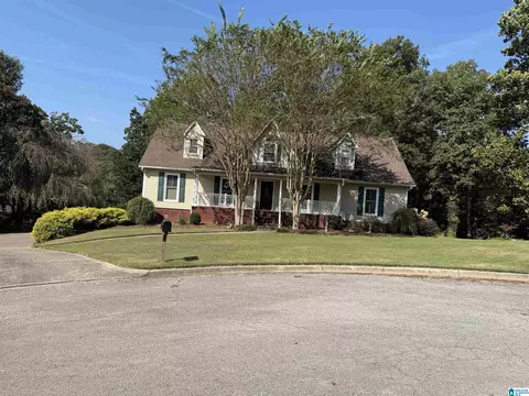5824 Hummingbird Cir, Pinson, AL 35126