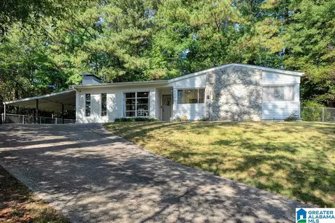 3200 Chapel Hill Ct, Hoover, AL 35216