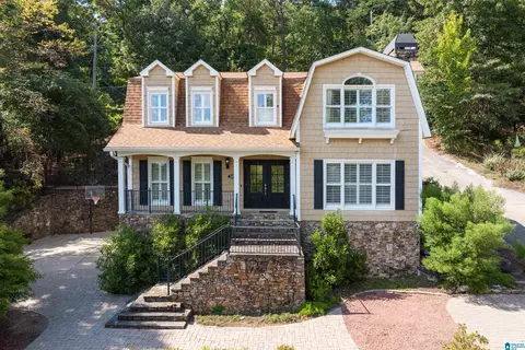 3200 Altaloma Dr, Vestavia Hills, AL 35216