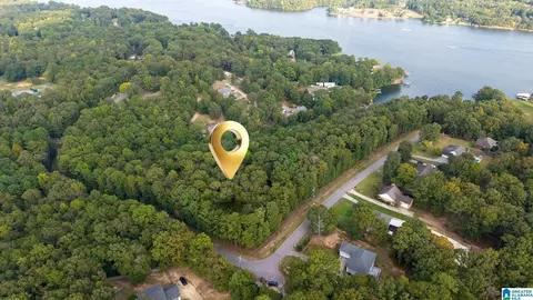 175 Osprey Dr #178, Pell City, AL 35128