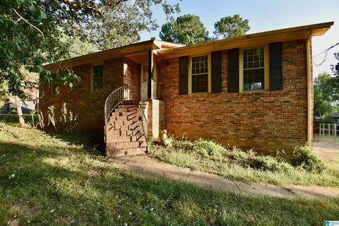 2606 Guenevere Ave SE, Huntsville, AL 35803