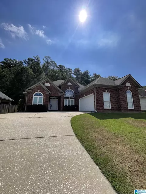 1188 Forest Lakes Way, Sterrett, AL 35147