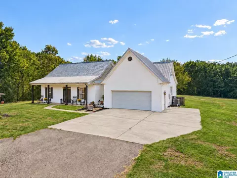 44 Buckeye Trl #2, Columbiana, AL 35051