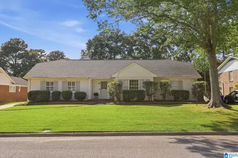 1364 Swallow Ln, Birmingham, AL 35213