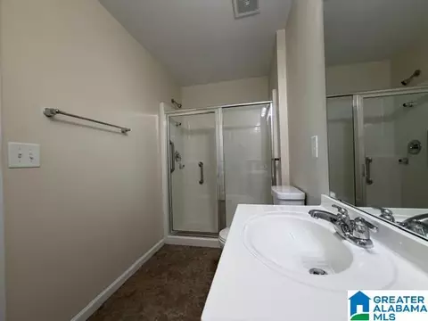 Bath - 9336 Hoffman Pl, Warrior, AL 35180 photo 2 of 4