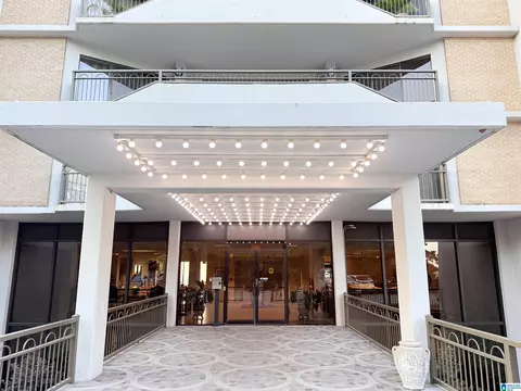 1120 Beacon Pkwy E #100, Birmingham, AL 35209