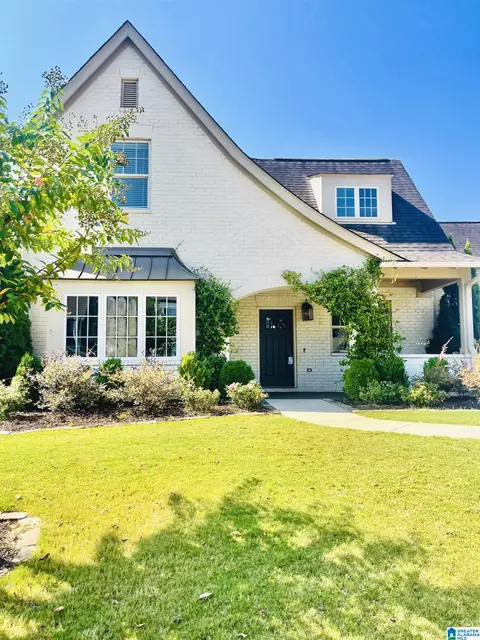 8160 Caldwell Dr, Trussville, AL 35173