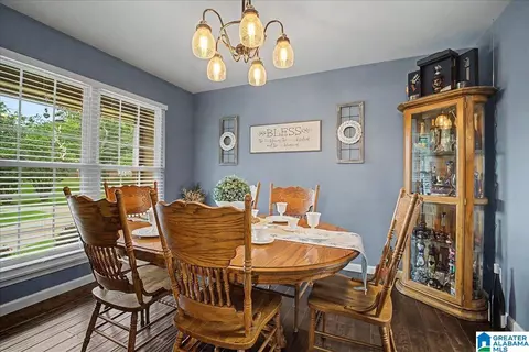 Dining - 7 Meadowview Cir, Jasper, AL 35501 photo 1 of 2