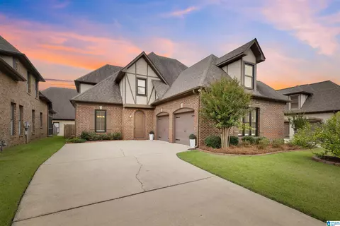 2040 Arbor Hill Pkwy, Hoover, AL 35244