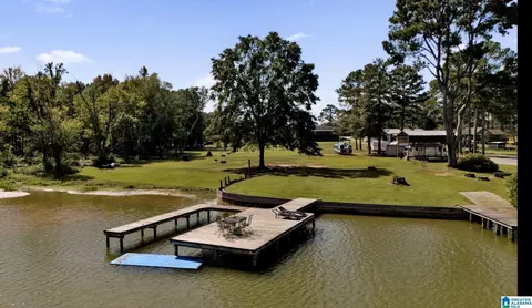 576 Pine Harbor Rd, Pell City, AL 35128