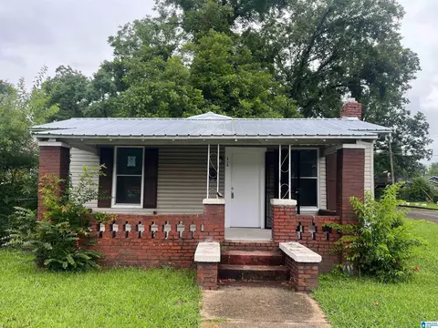 616 62nd St, Fairfield, AL 35064