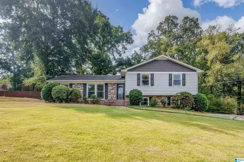 3412 Kettering Ln, Vestavia, AL 35243