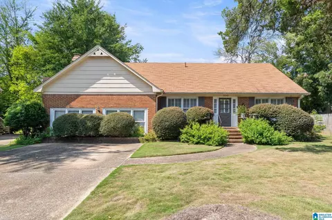 300 Leach Dr, Birmingham, AL 35213