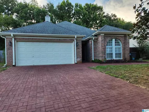 1914 Omaha Dr, Helena, AL 35080