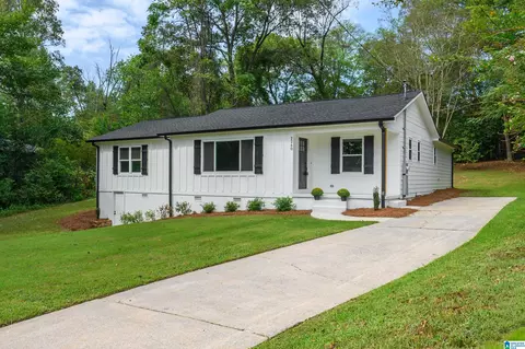 2260 Pine Ln, Hoover, AL 35226