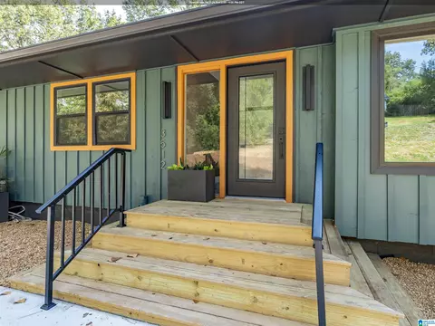 3512 Valley Cir, Vestavia, AL 35243