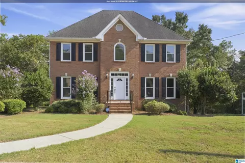 604 Brooks Ln, Hoover, AL 35244