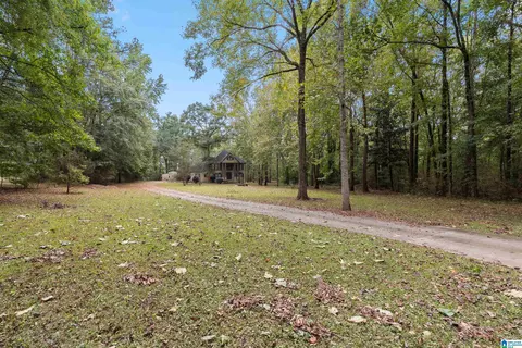 Exterior - 103 Big Oak Dr, Maylene, AL 35114 photo 3 of 8