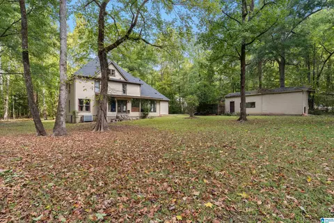 Exterior - 103 Big Oak Dr, Maylene, AL 35114 photo 7 of 8