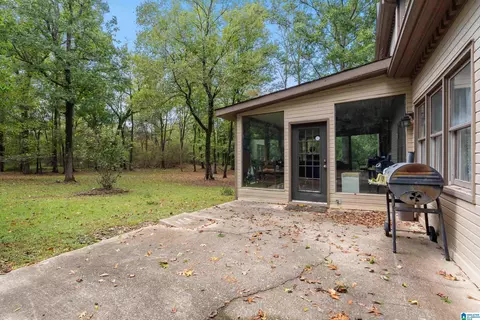 Exterior - 103 Big Oak Dr, Maylene, AL 35114 photo 6 of 8