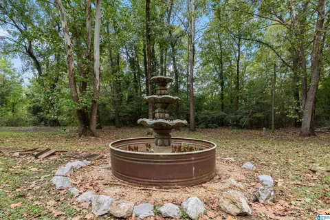 Exterior - 103 Big Oak Dr, Maylene, AL 35114 photo 5 of 8
