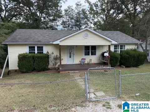297 Strickland Dr, Woodstock, AL 35188