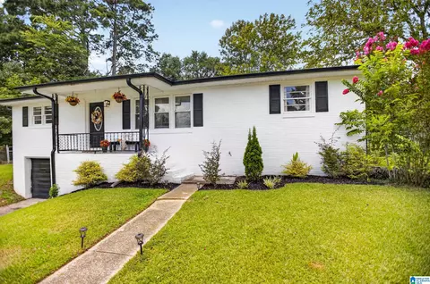 411 Juanita St, Gadsden, AL 35905