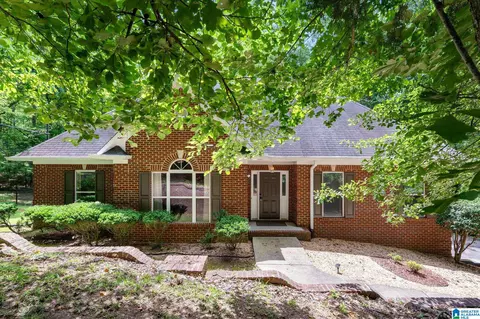 8526 Scenic Ridge Dr, Pinson, AL 35126