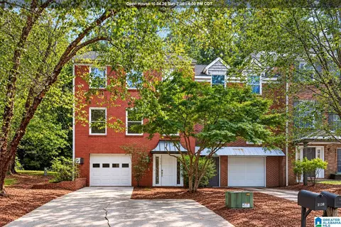 2138 Montreat Pkwy, Vestavia Hills, AL 35216