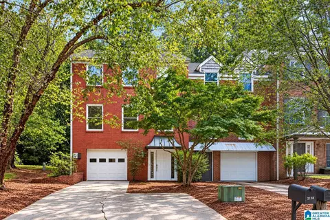 2138 Montreat Pkwy, Vestavia Hills, AL 35216