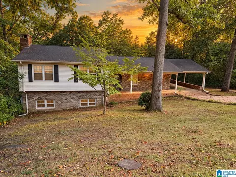 641 Ridge Top Cir, Birmingham, AL 35206