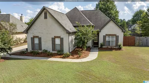 633 Barkley Cir, Alabaster, AL 35007