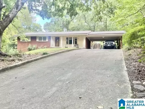433 Huntingdon Dr, Sylacauga, AL 35150