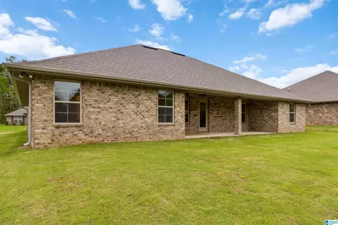 Exterior - 405 Patrick Rd, Alabaster, AL 35007 photo 4 of 4