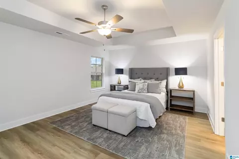 Bedroom - 405 Patrick Rd, Alabaster, AL 35007 photo 5 of 6