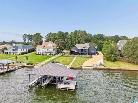208 Grand Way, Talladega, AL 35160