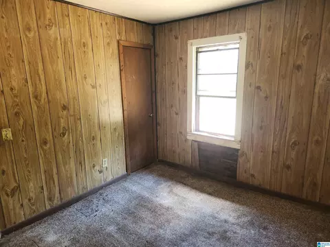 Bedroom - 5784 E Highway 55, Eva, AL 35621 photo 5 of 6
