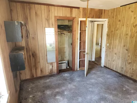 Bedroom - 5784 E Highway 55, Eva, AL 35621 photo 4 of 6