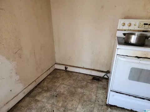 Entry Way - 5784 E Highway 55, Eva, AL 35621 photo 1 of 1